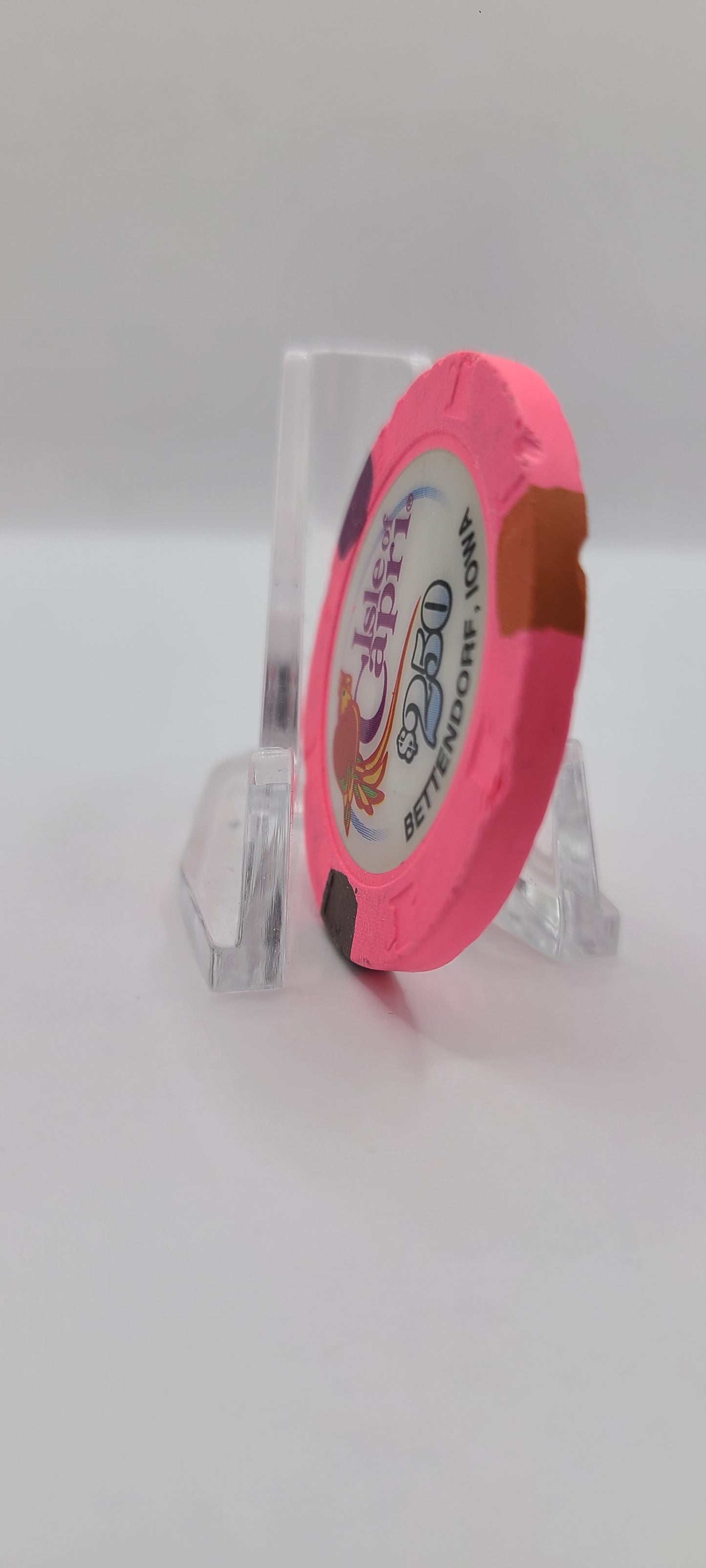 Isle of Capri Bettendorf Iowa 2008 $2.50 Chip "Worn"