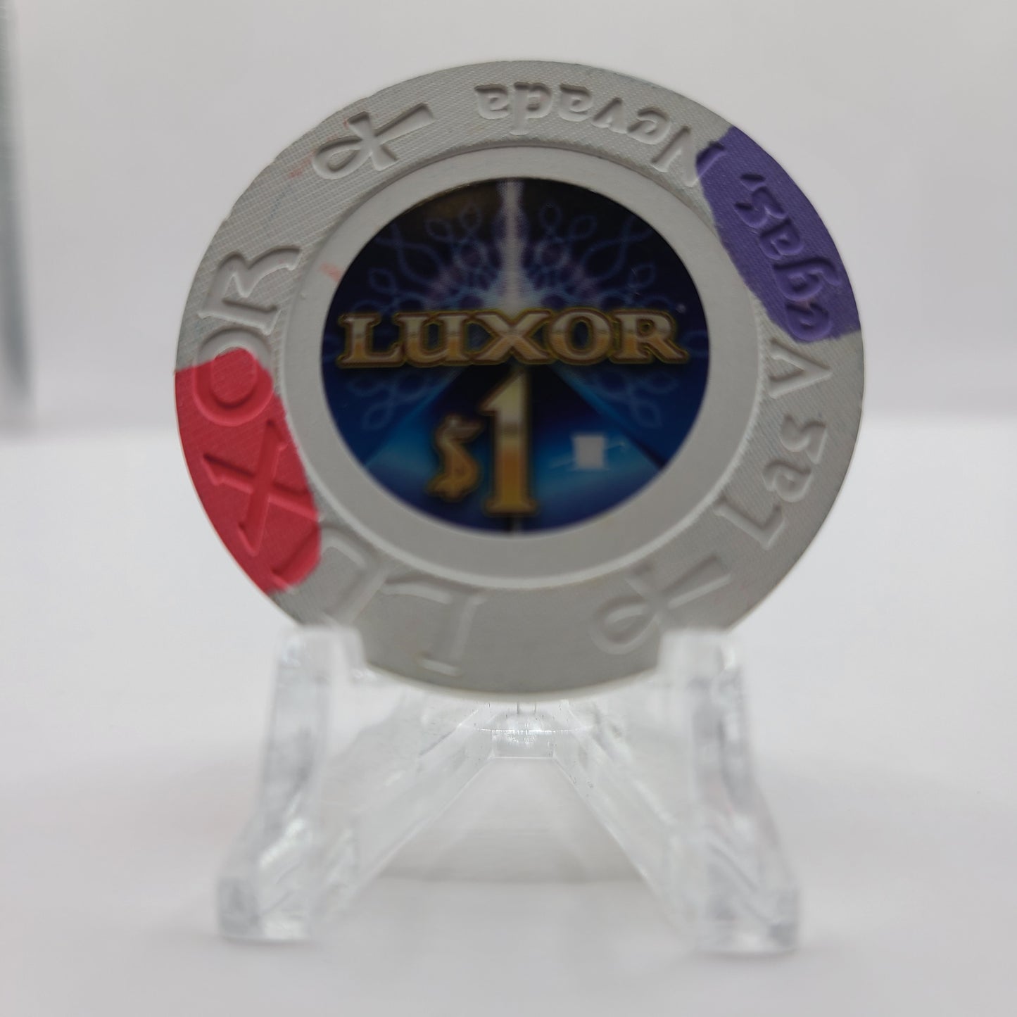 Luxor Hotel Casino Las Vegas Nevada 2010 $1 Casino Chip E9469