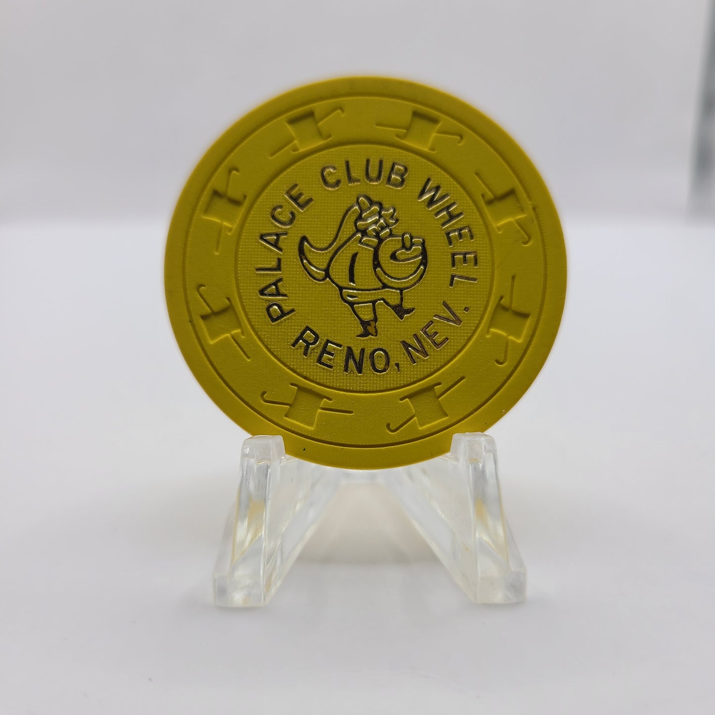 Palace Club Casino Reno Nevada 1970's Yellow Roulette Chip N3547yl (Circulated)