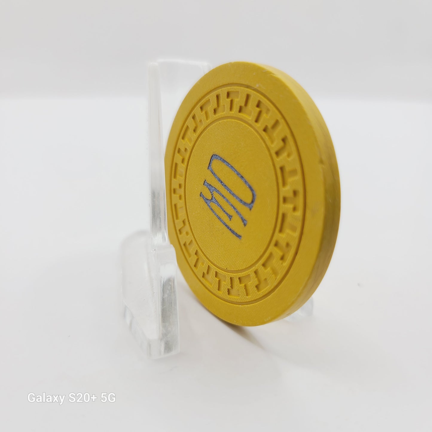 Maxie's Night Club East Moline Illinois "Illegal"Casino Chip CG137003