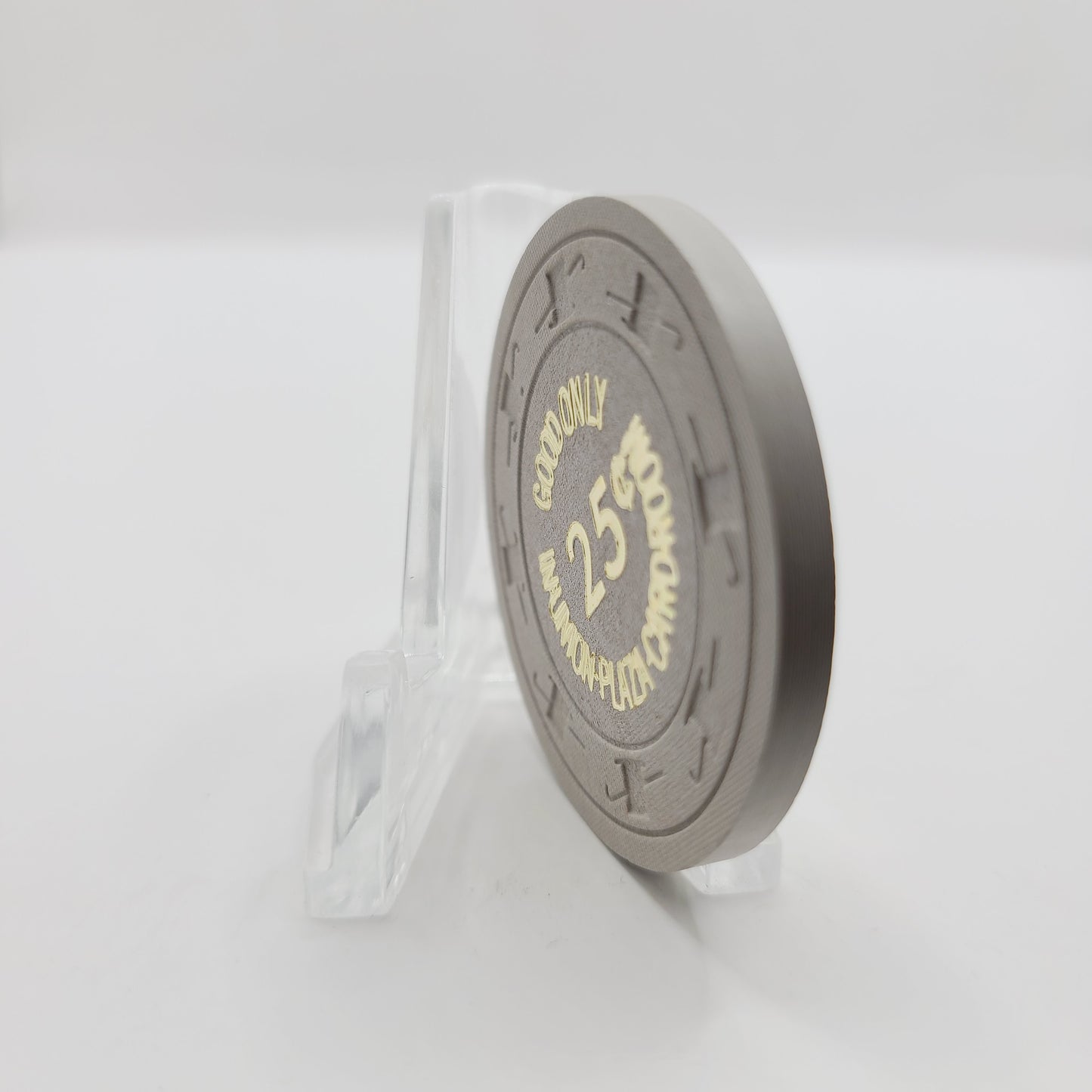Union Plaza Hotel Casino Las Vegas Nevada 1980's $.25 "Good Only in Card Room" Casino Chip N3114