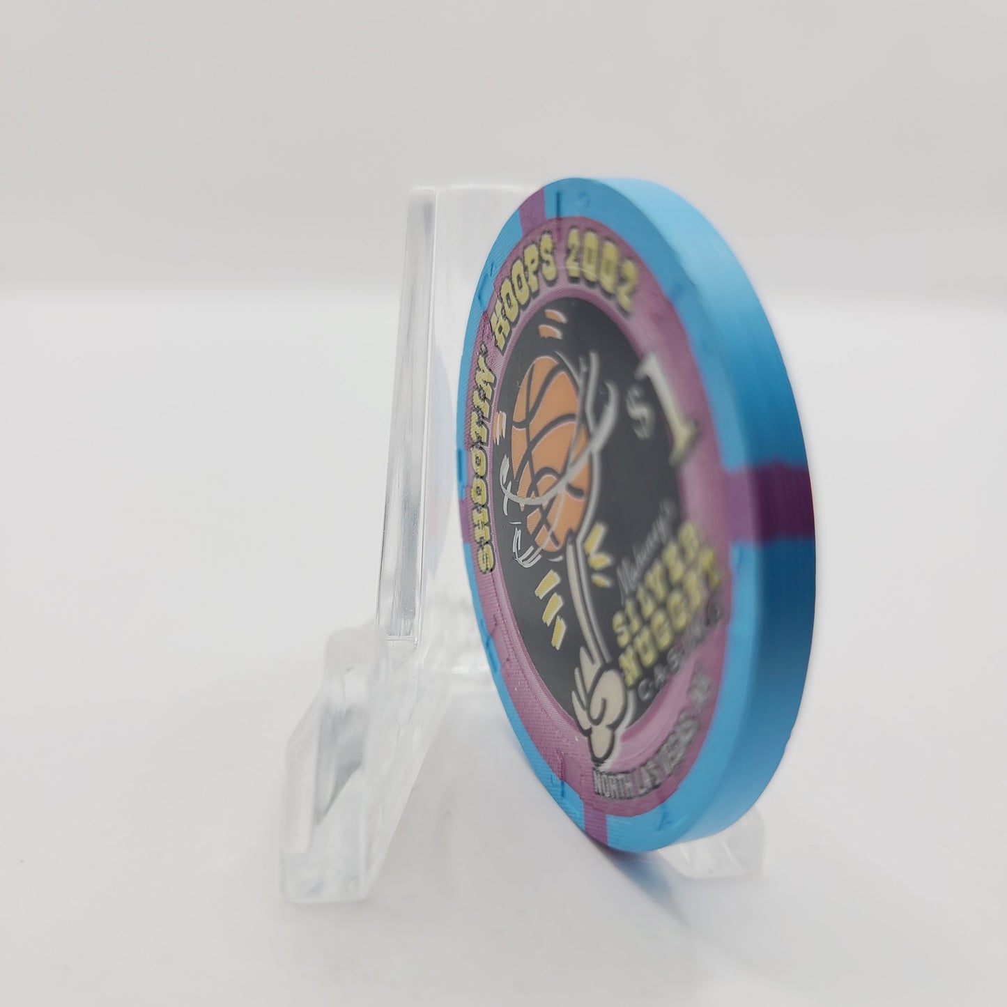 Mahoney's Silver Nugget Casino Las Vegas Nevada $1 "Shootin' Hoops 2002" Casino Chip V9778