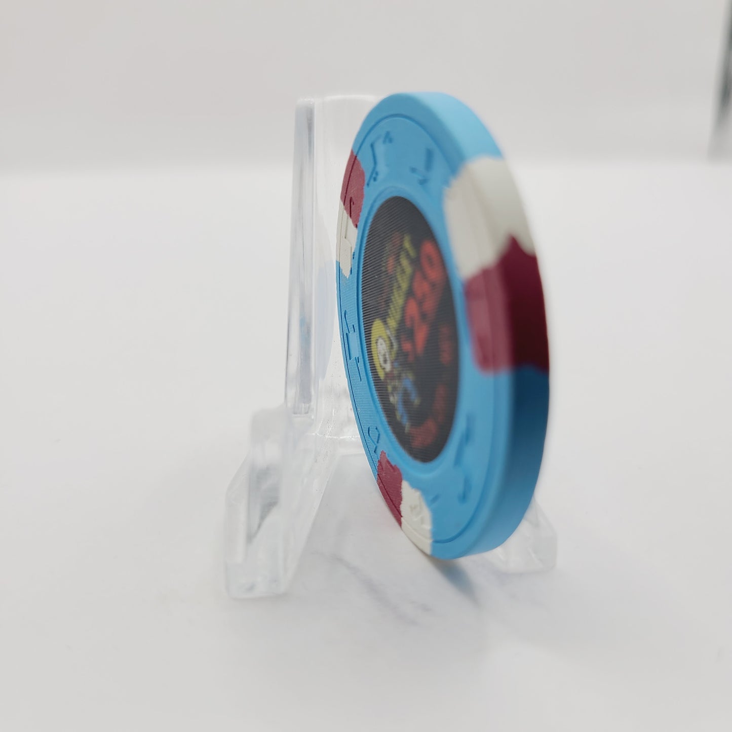 Carson Nugget Hotel Casino Carson City Nevada 1990's $2.50 Casino chip N2515.2 (Thin line Under .50)