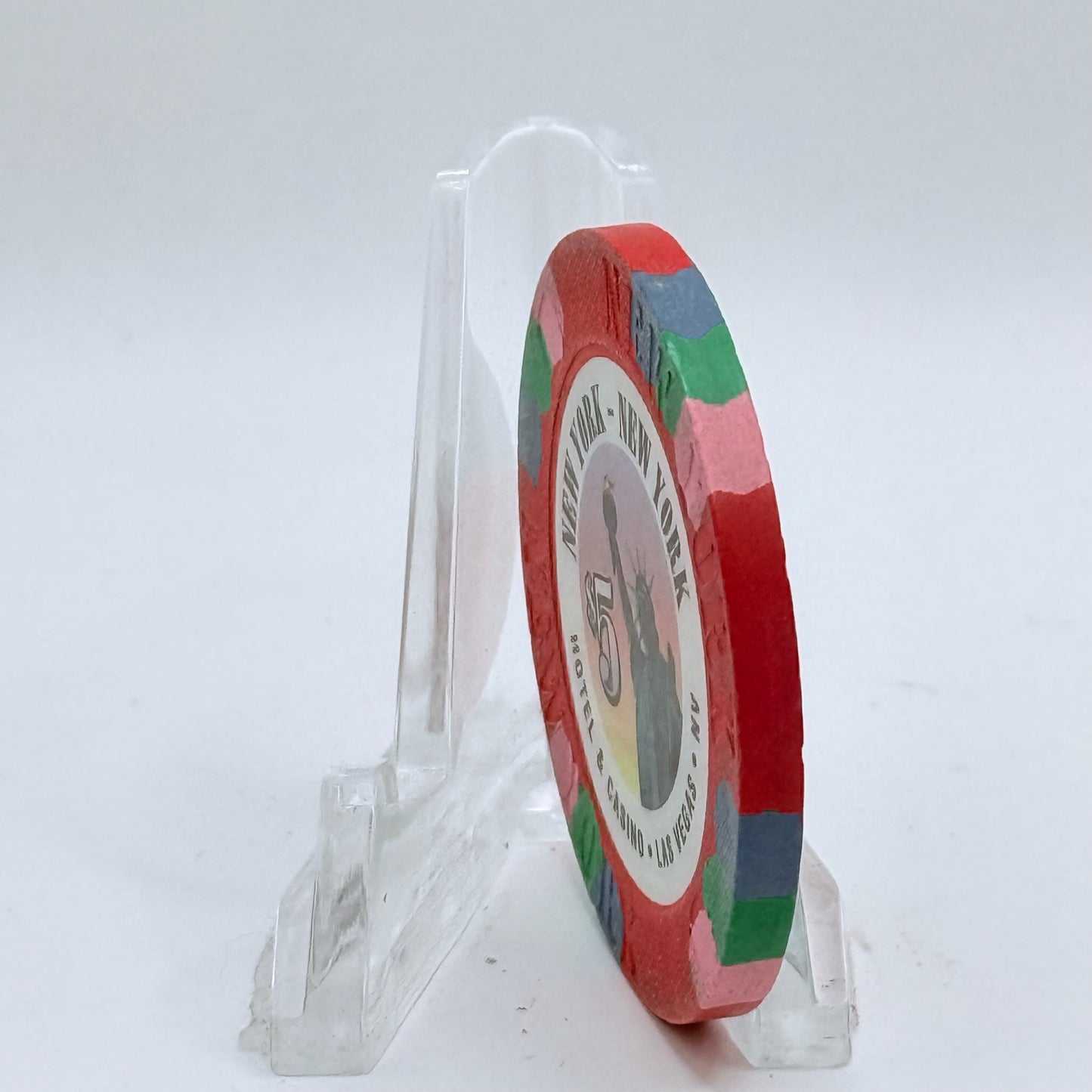 New York New York Las Vegas Nevada 2002 $5 Casino Chip E1663