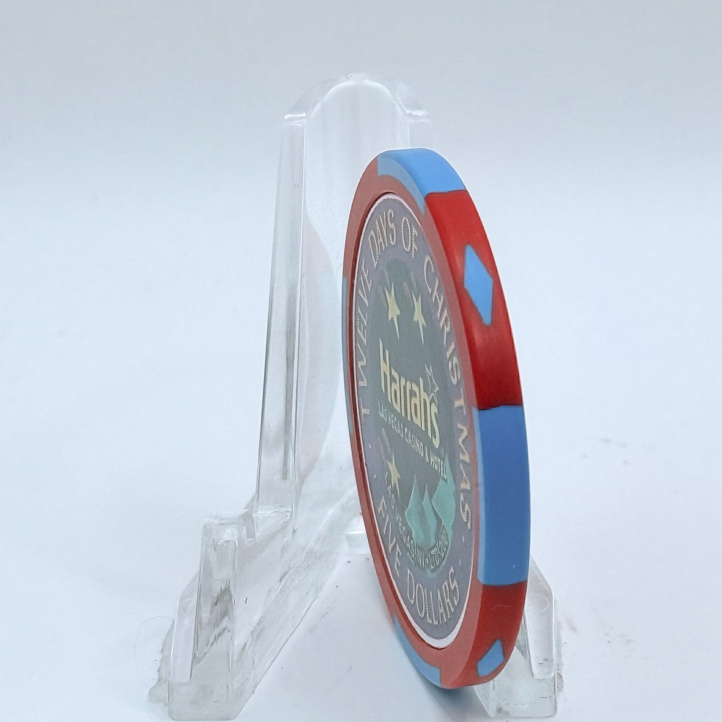 Harrah's Las Vegas Nevada 2002 'Fifth Day Of Christmas - Five Golden Rings' LE $5 Casino Chip E0921