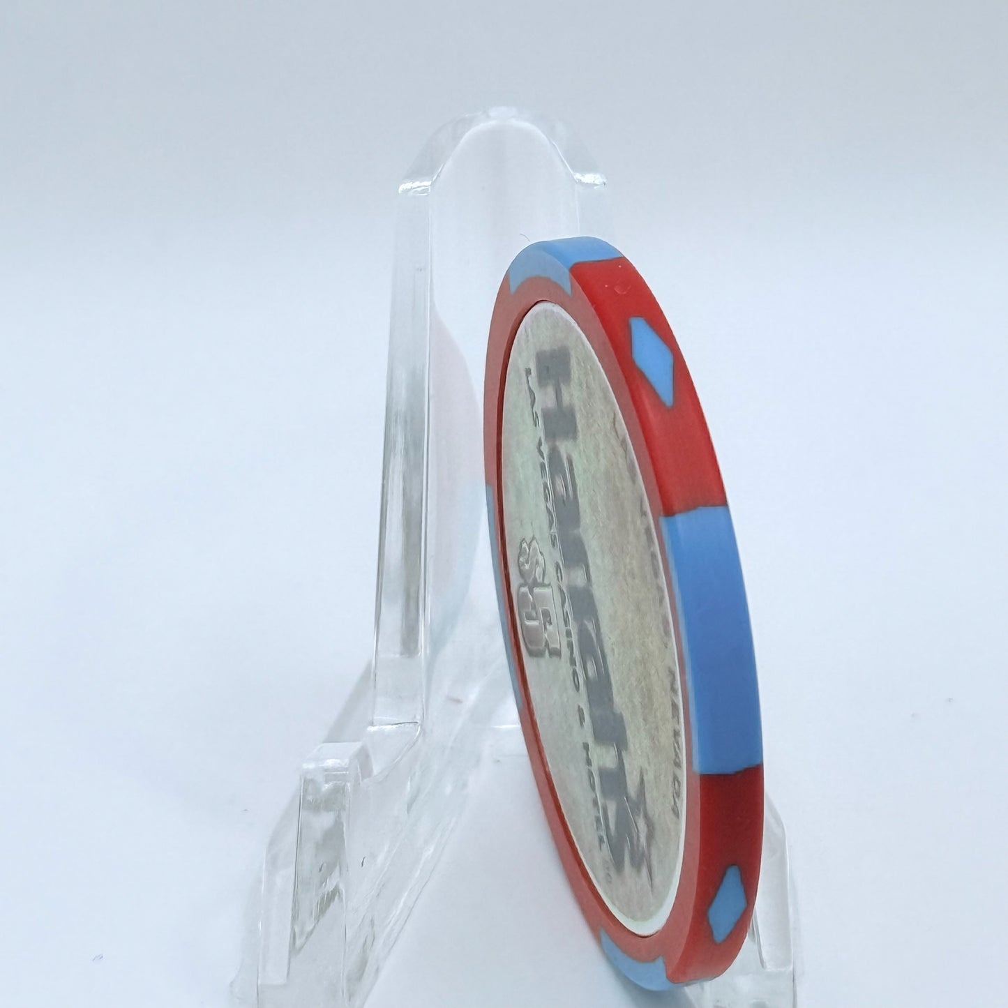 Harrah's Las Vegas Nevada 2002 'Legends of the West' LE $5 Casino Chip E0931