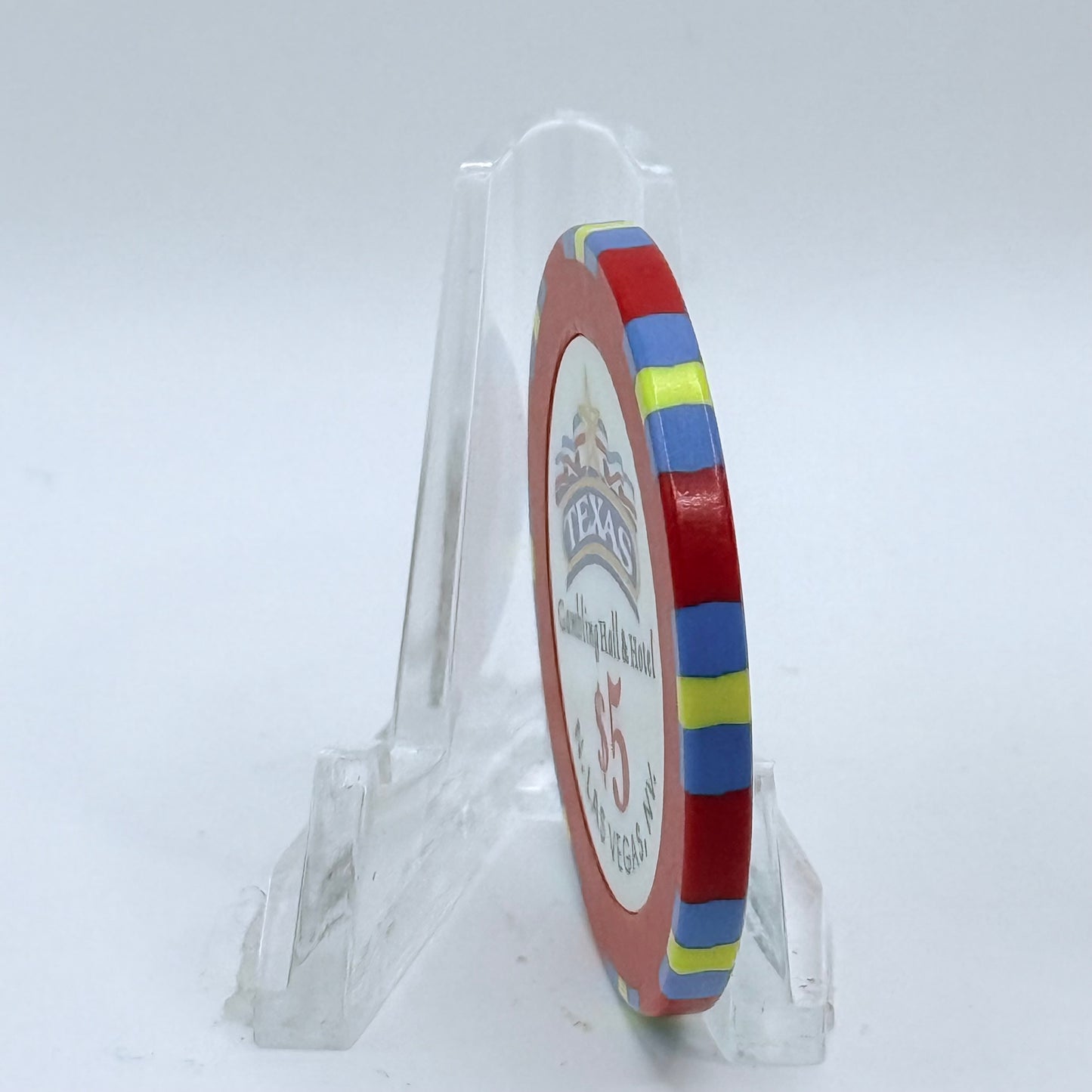 Texas Gambling Hall N. Las Vegas Nevada 1995 $5 Casino Chip N0427