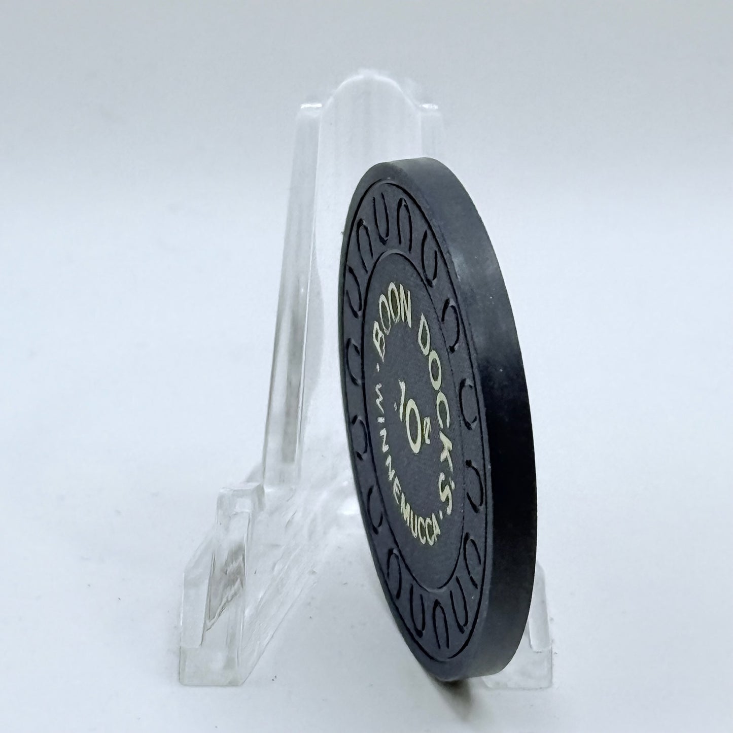 Boon Dock's Winnemucca Nevada 1981 $0.10 Casino Chip N4422