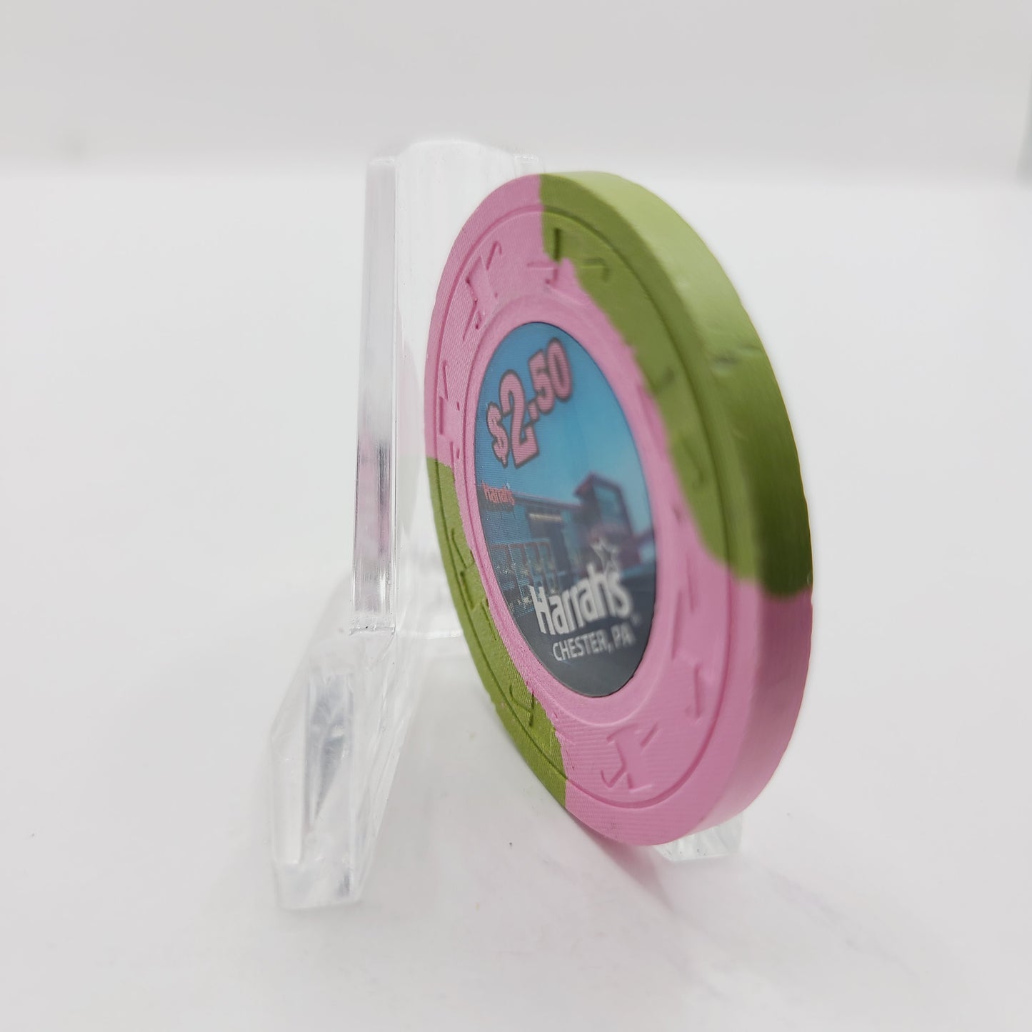 Harrah's Chester Casino & Racetrack Chester Pennsylvania 2010 $2.50 Casino Chip