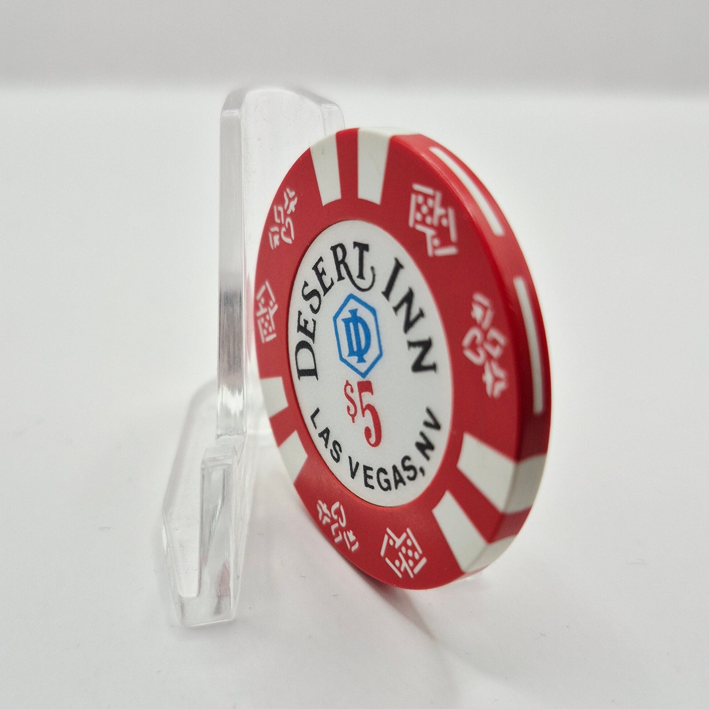 Desert Inn Resort Casino Las Vegas Nevada 1992 $5 Casino Chip N1486