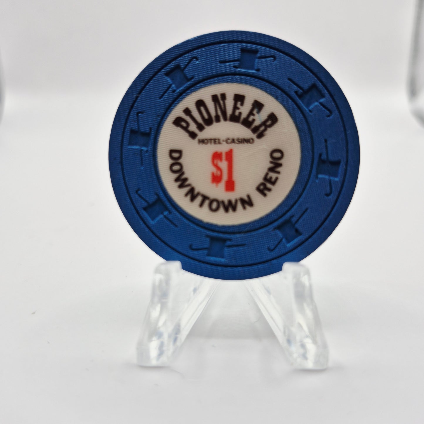 Pioneer Inn Hotel Casino Reno Nevada 1974 $1 Casino Chip N5455.L