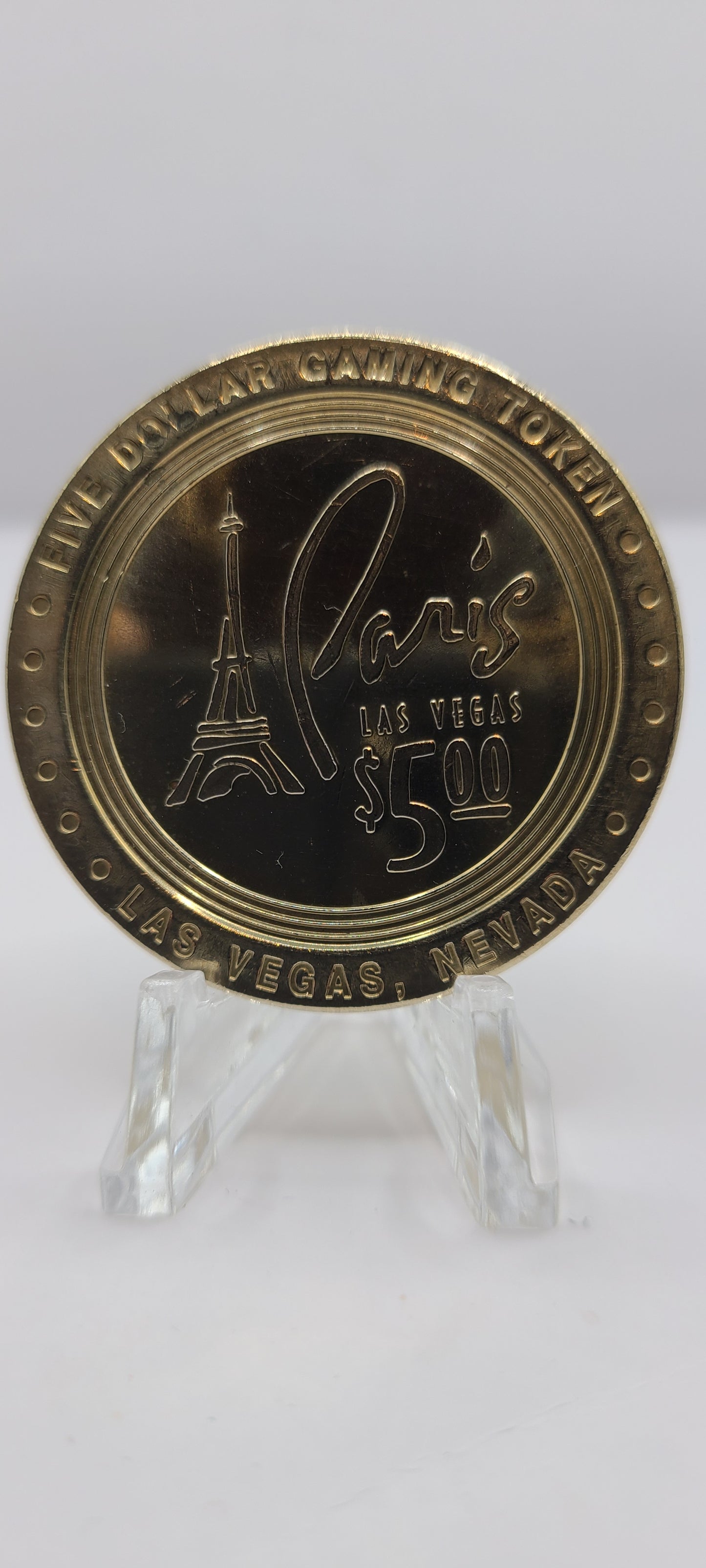 Paris Casino Las Vegas NV 1999 "Arc de Triomphe" $5 Gaming Token