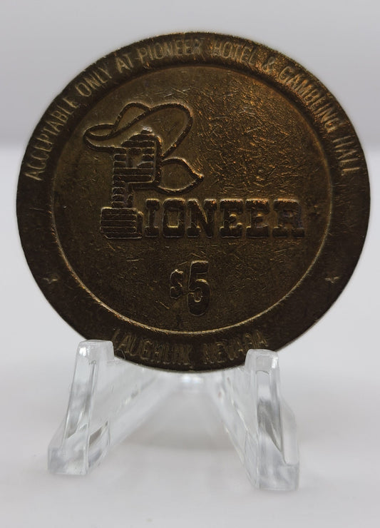 Pioneer Hotel Casino Laughlin NV 1988 $5 Gaming Token