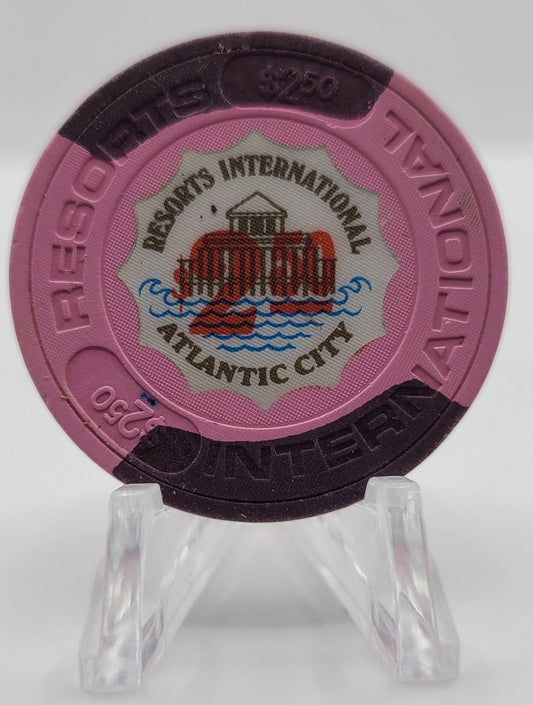 Resorts International Casino Atlantic City NJ $2.50 Chip