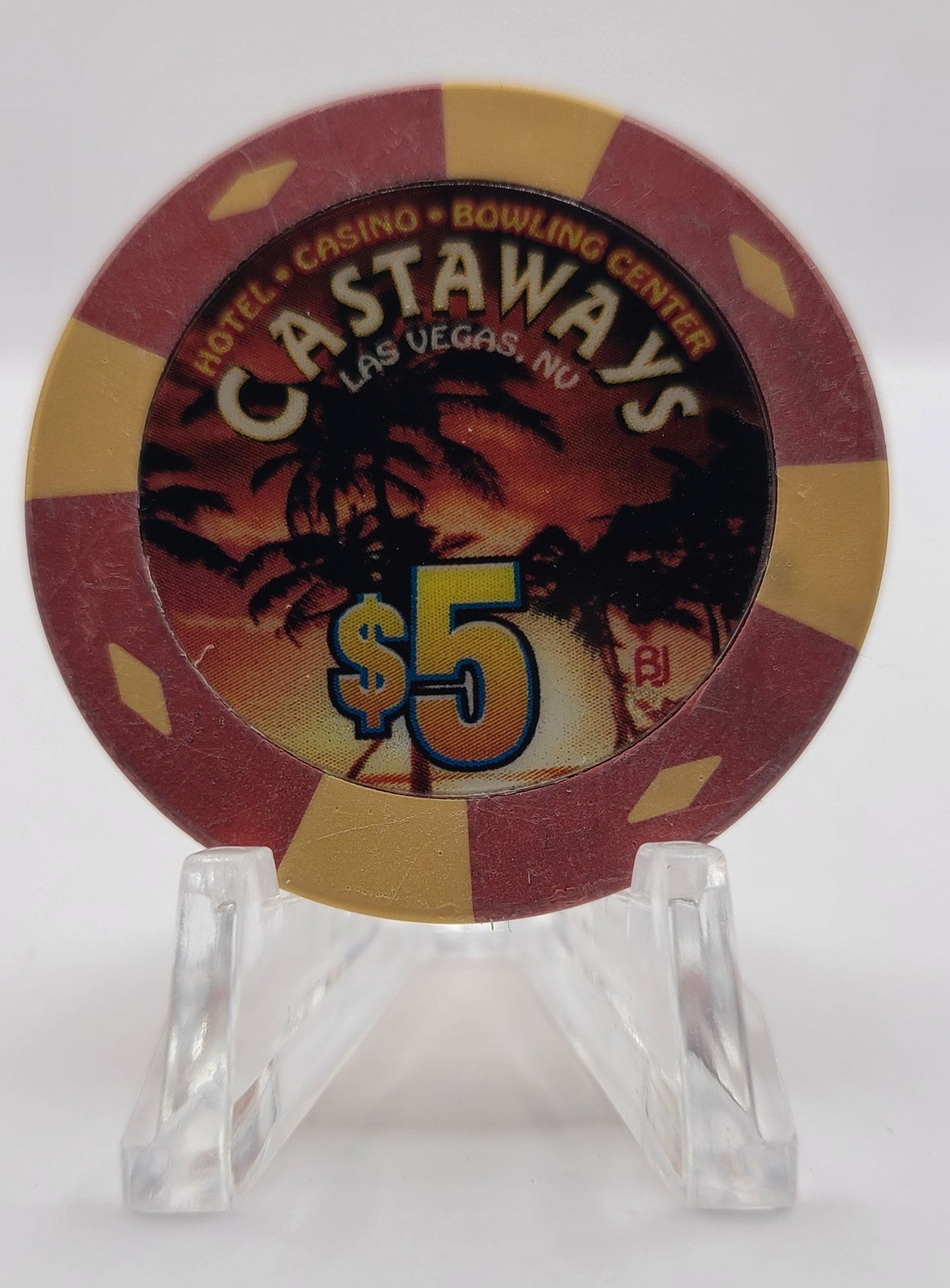 Castaways Hotel Casino Bowling Las Vegas Nevada 2000 $5 Chip V6597