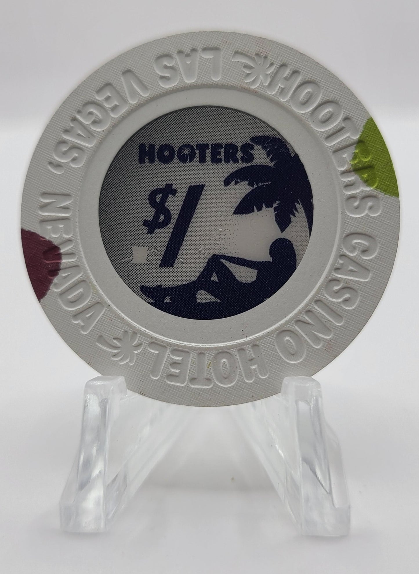 Hooters Casino Hotel Las Vegas Nevada 2007 "Small Inlay" $1 Chip E8055