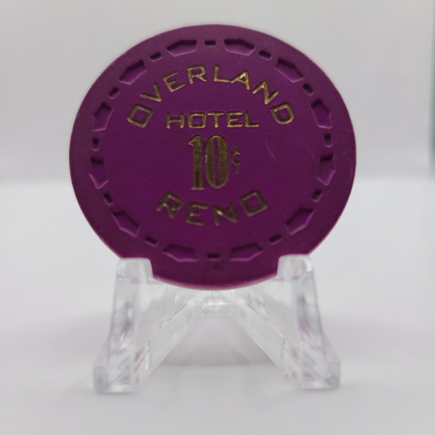 Overland Hotel Casino Reno Nevada $.10 Chip ( Worn)