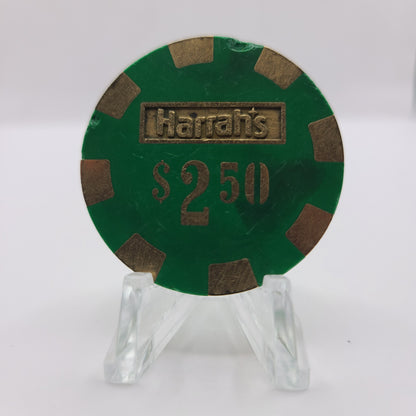 Harrah's Casino Reno Tahoe Nevada 1980's $2.50 Chip N5132 (Worn)