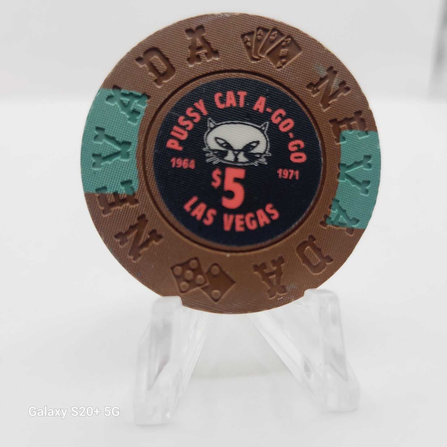 Pussycat a' Go-Go Casino Las Vegas Nevada 1995 $5 "Borland Imitation" Chip E7306 (Slight Warping)
