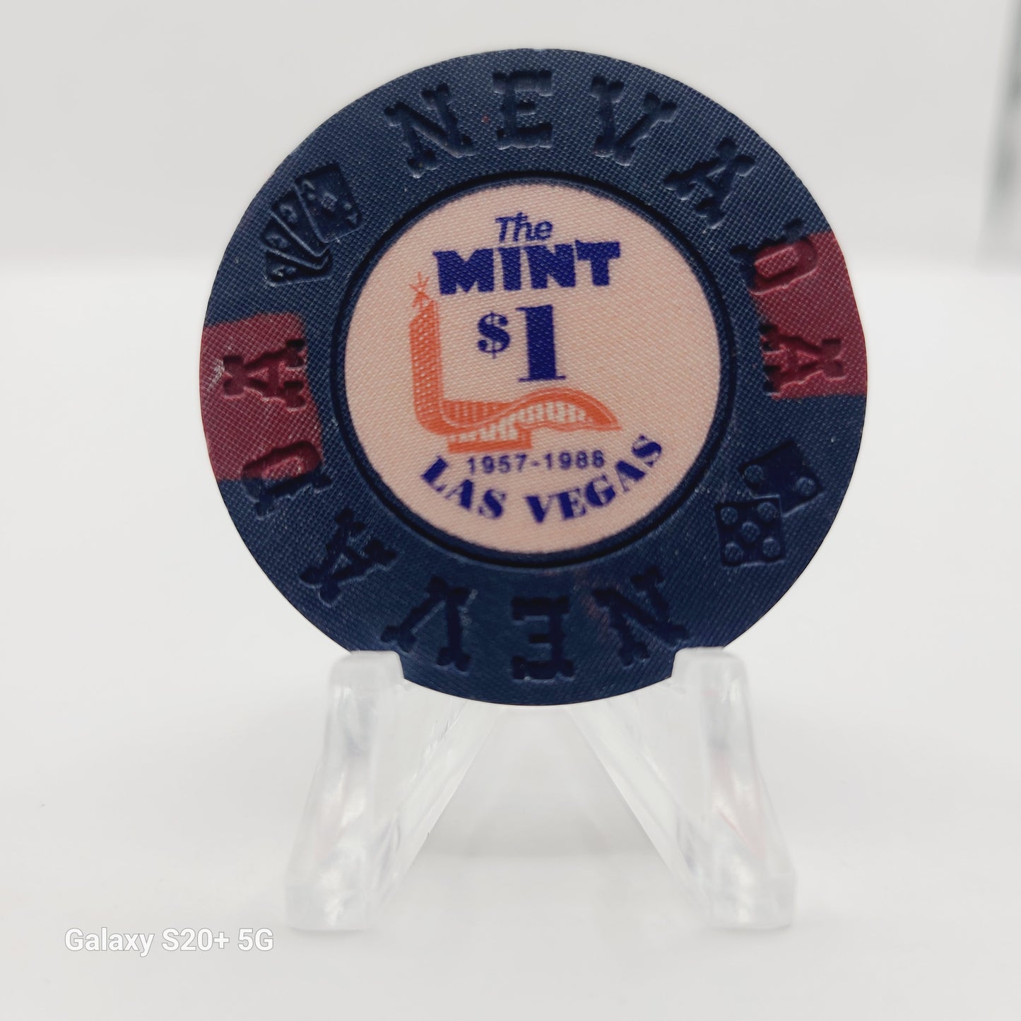 The Mint Casino Las Vegas Nevada 1992 "Borland Imitation" $1 Chip N5937