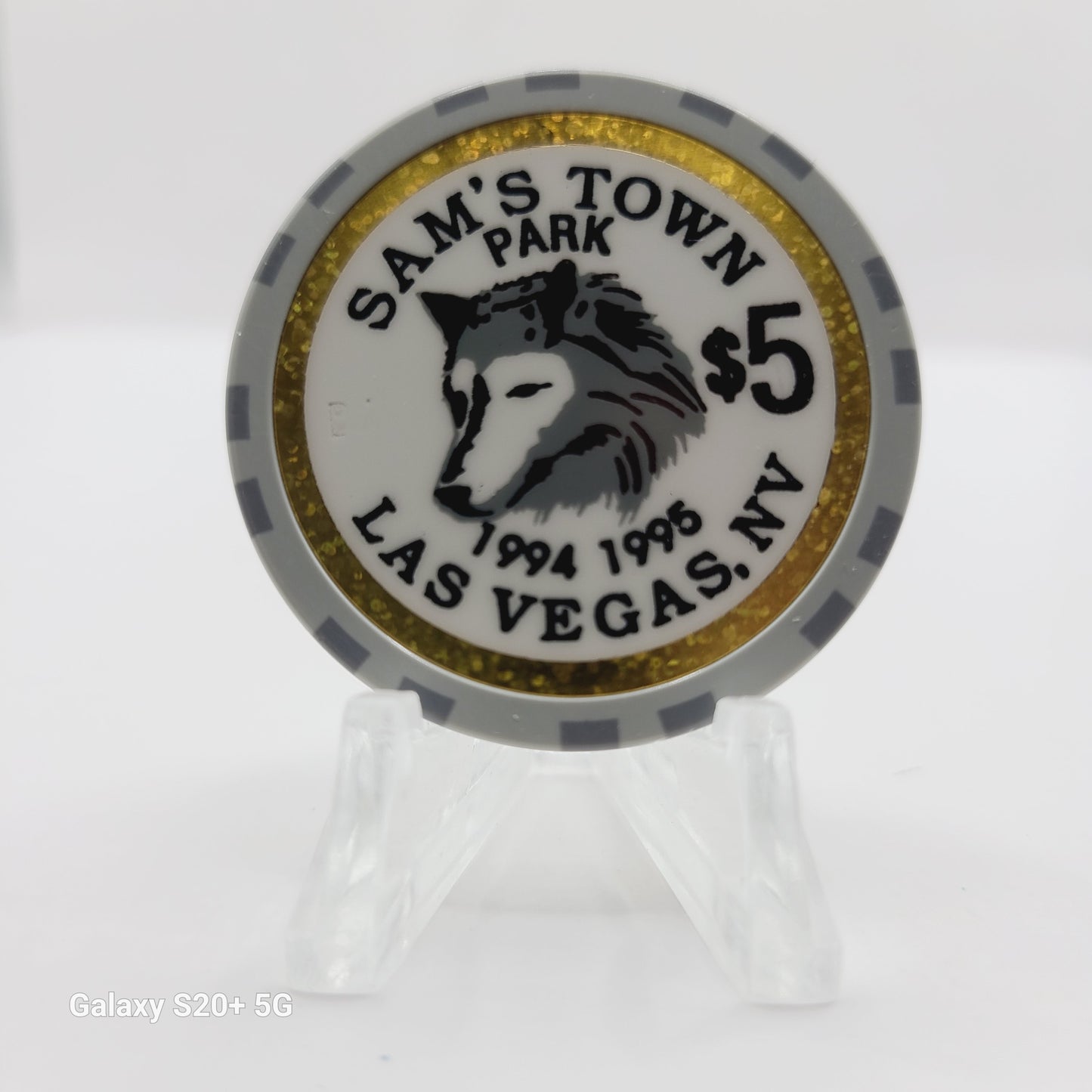 Sam's Town Hotel Casino Las Vegas Nevada 1995 $5 Casino Chip N0518 "Black Wolf Park 1994-1995"
