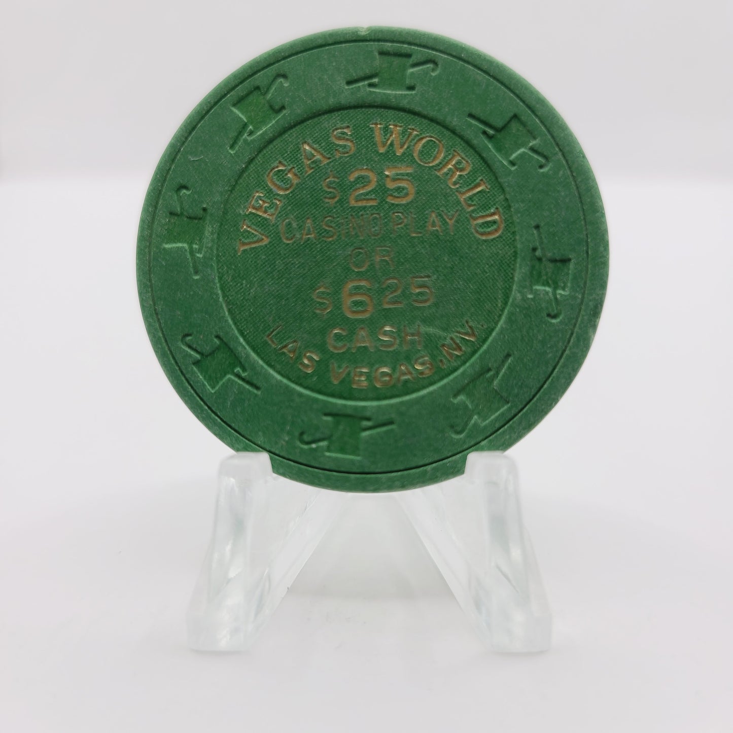 Vegas World Hotel Casino Las Vegas Nevada 1990 "$25 Casino Play or $6.25 Cash" Casino Chip V3581