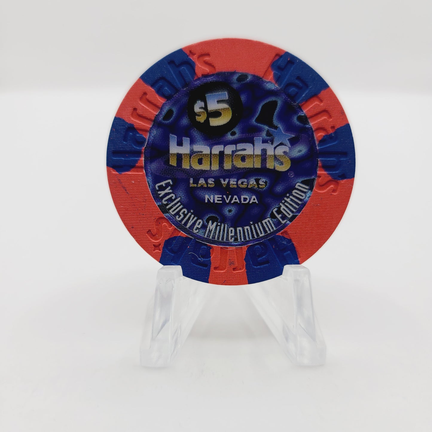 Harrah's Hotel Casino Las Vegas Nevada 2000 "Millennium" $5 Casino Chip V4467