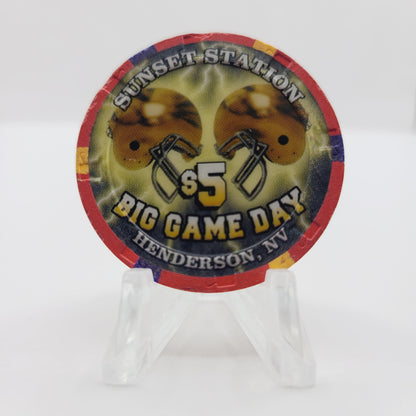 Sunset Station Hotel Casino Henderson Nevada 2000 "Big Game Day" $5 Casino Chip V5712