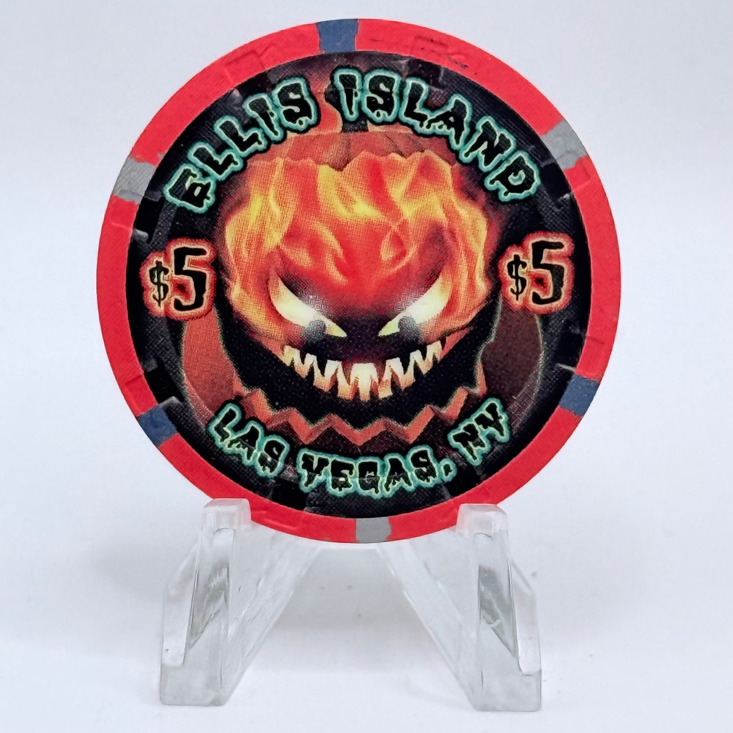 Ellis Island Las Vegas Nevada 2012 'Halloween' LE $5 Casino Chip D0847
