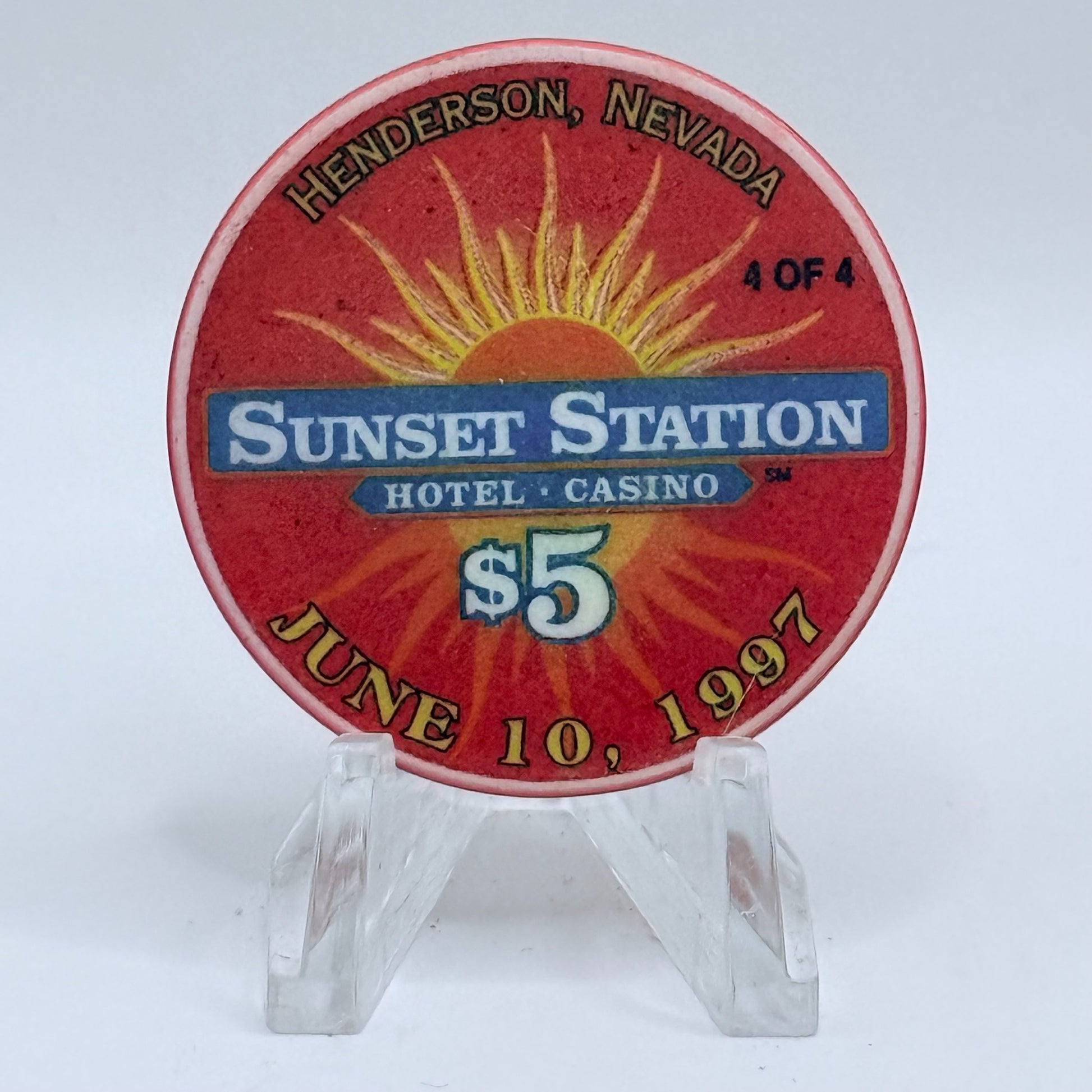 Sunset Station Henderson Nevada 1998 'Blackjack Clubs' LE $5 Casino Chip V3479