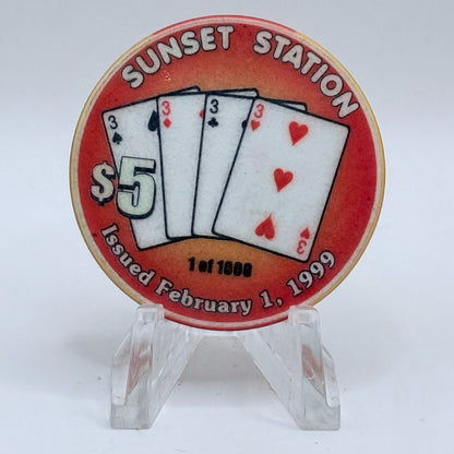 Sunset Station Henderson Nevada 1999 'Threes' Series 2 LE $5 Casino Chip V3481