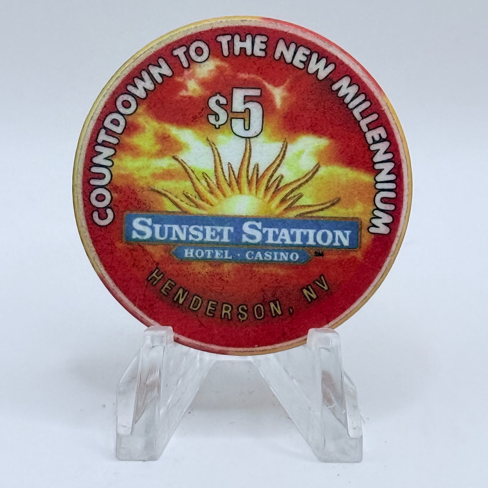 Sunset Station Henderson Nevada 1999 'Queens' Series 2 LE $5 Casino Chip V3490