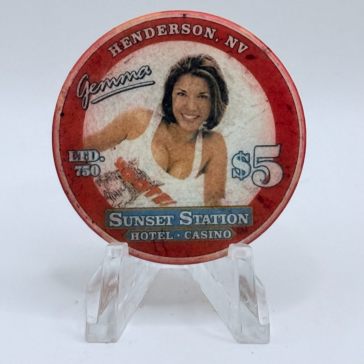 Sunset Station Henderson Nevada 2003 'Hooters Grand Opening - Gemma' LE $5 Casino Chip E2708