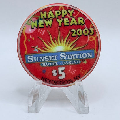 Sunset Station Henderson Nevada 2003 'New Years' LE $5 Casino Chip E2707