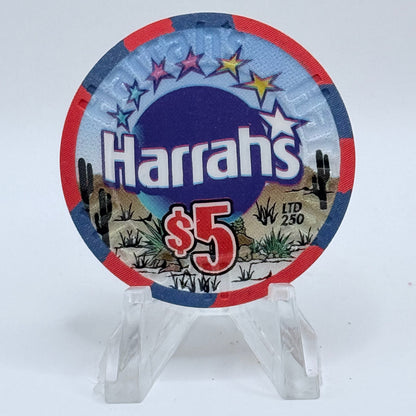 Harrah's Las Vegas Nevada 2001 'Vegas Life Lake Mead' LE $5 Casino Chip V8920