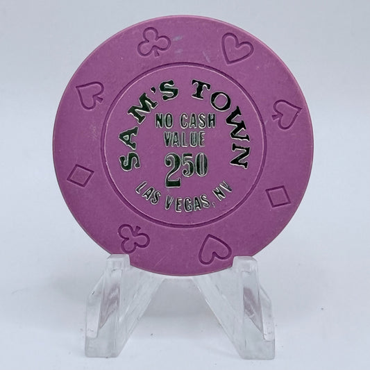 Sam's Town Las Vegas Nevada 1990s 2.50 NCV Casino Chip V5493