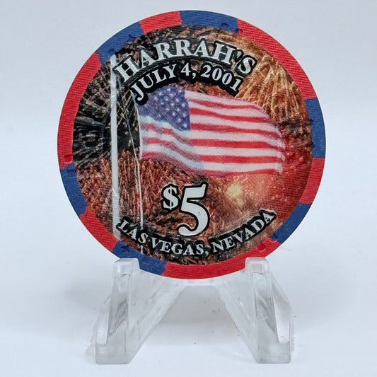Harrah's Las Vegas Nevada 2001 'July 4th' LE $5 Casino Chip V8908