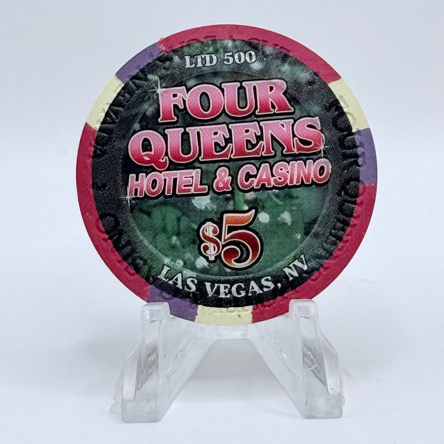 Four Queens Las Vegas Nevada 2006 'Valentine's Day' LE $5 Casino Chip E5155