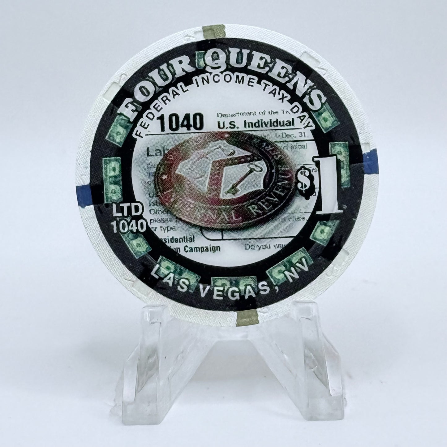 Four Queens Las Vegas Nevada 2000 LE $1 Casino Chip V4174