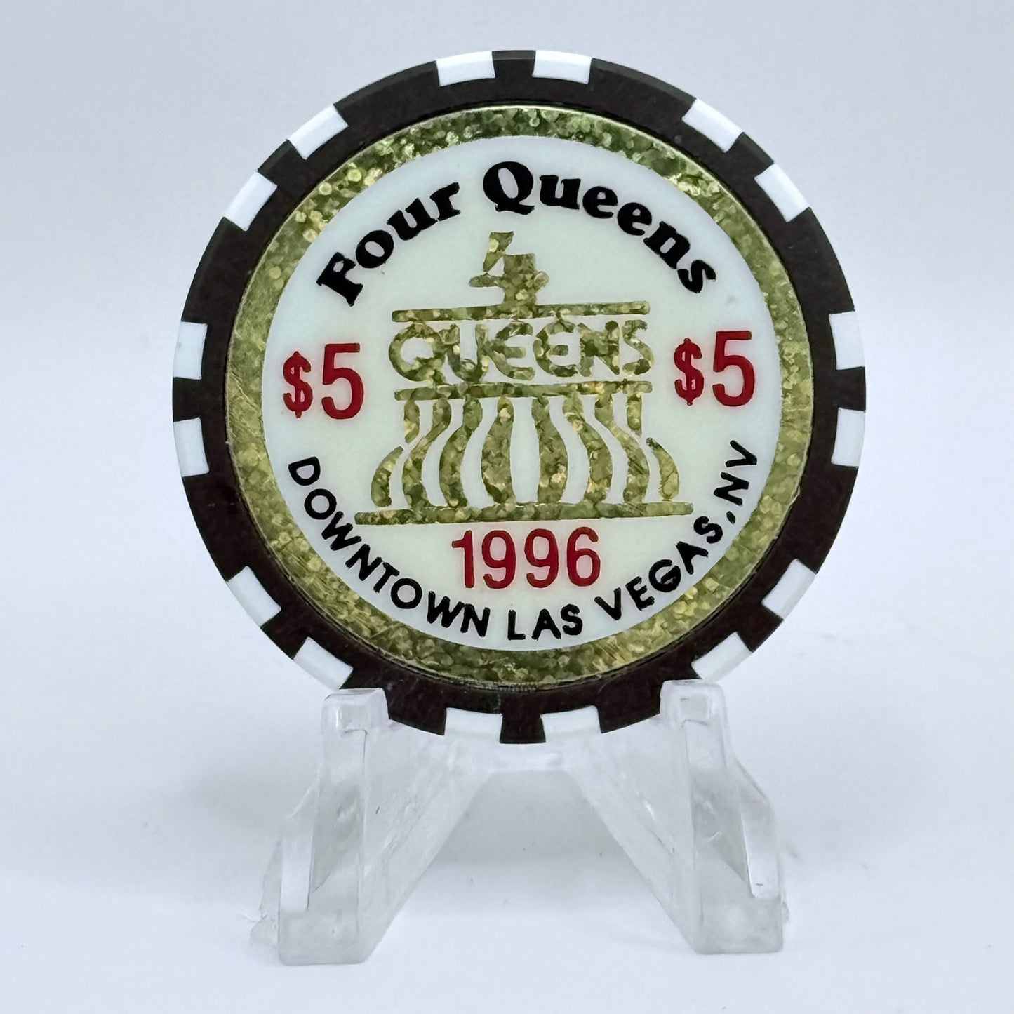 Four Queens Las Vegas Nevada 1996 'Kentucky Derby' LE $5 Casino Chip N8360