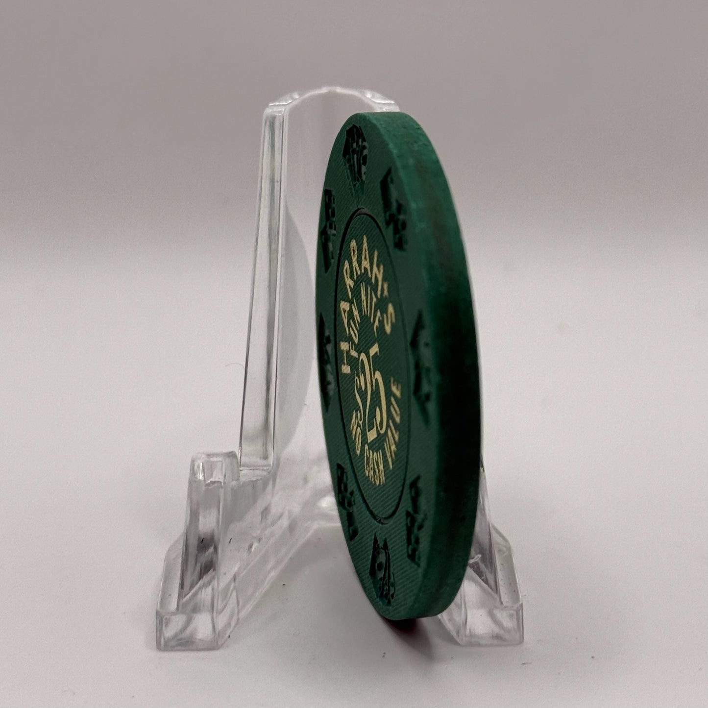 Harrah's (Marina) Atlantic City New Jersey 1980 $25 NCV Casino Chip