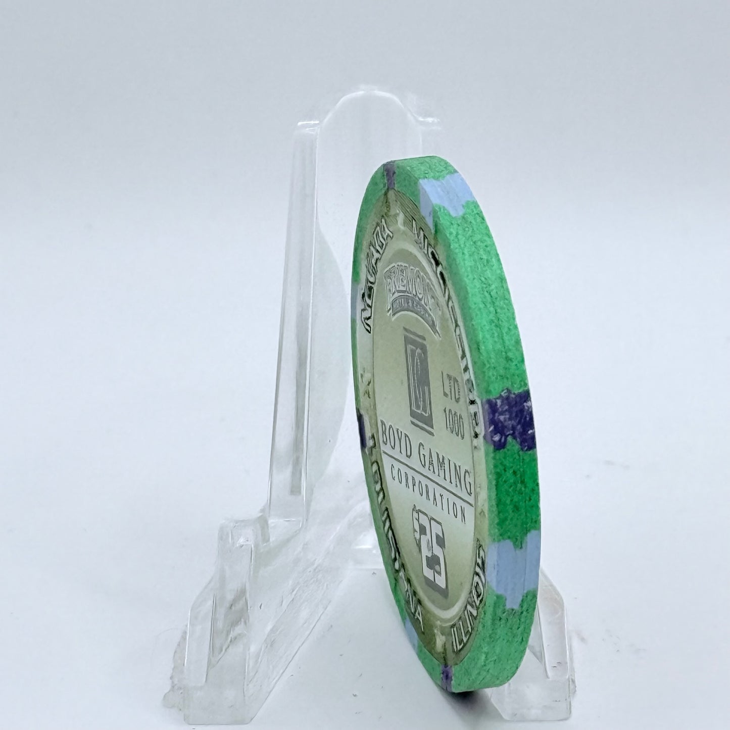 Fremont Las Vegas Nevada 2000 'Millennium - Boyd Gaming' LE $25 Casino Chip V4278