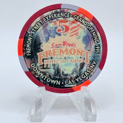 Fremont Las Vegas Nevada 1995 'Grand Opening' LE $5 Casino Chip N2487