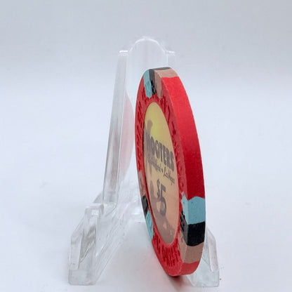 Hooters Casino Hotel Las Vegas Nevada 2006 $5 Casino Chip E5081