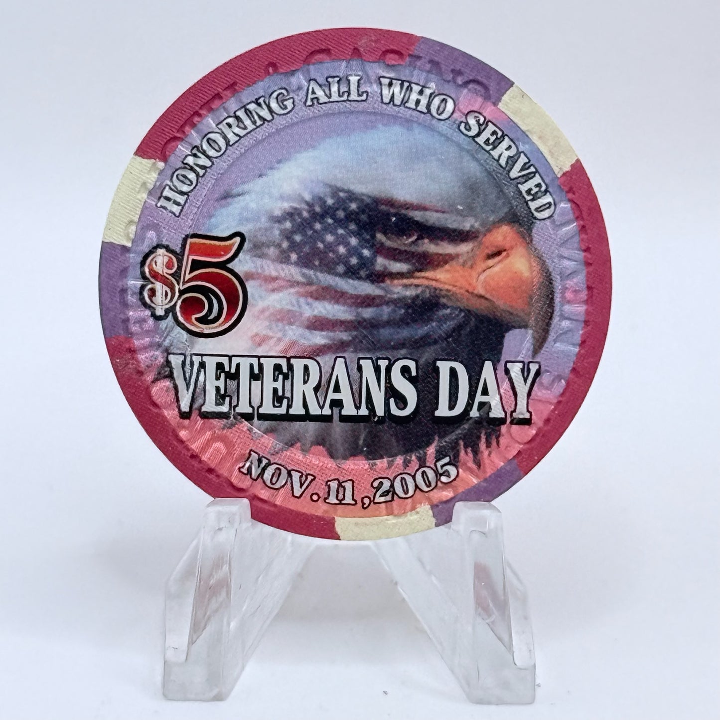 Four Queens Las Vegas Nevada 2005 'Veteran's Day' LE $5 Casino Chip E4906