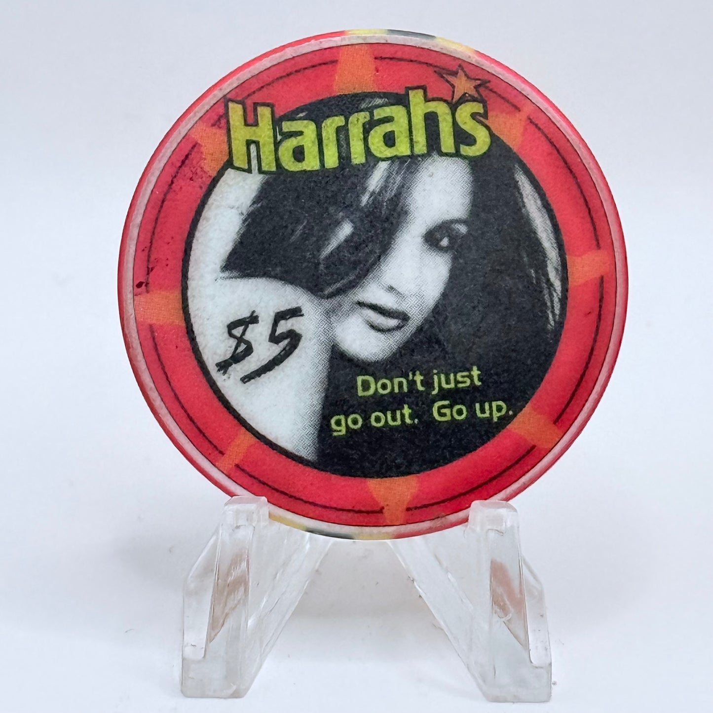 Harrah's Lake Tahoe Nevada 2003 LE $5 Casino Chip N0859