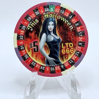 Four Queens Las Vegas Nevada 2003 'Halloween' LE $5 Casino Chip E0541