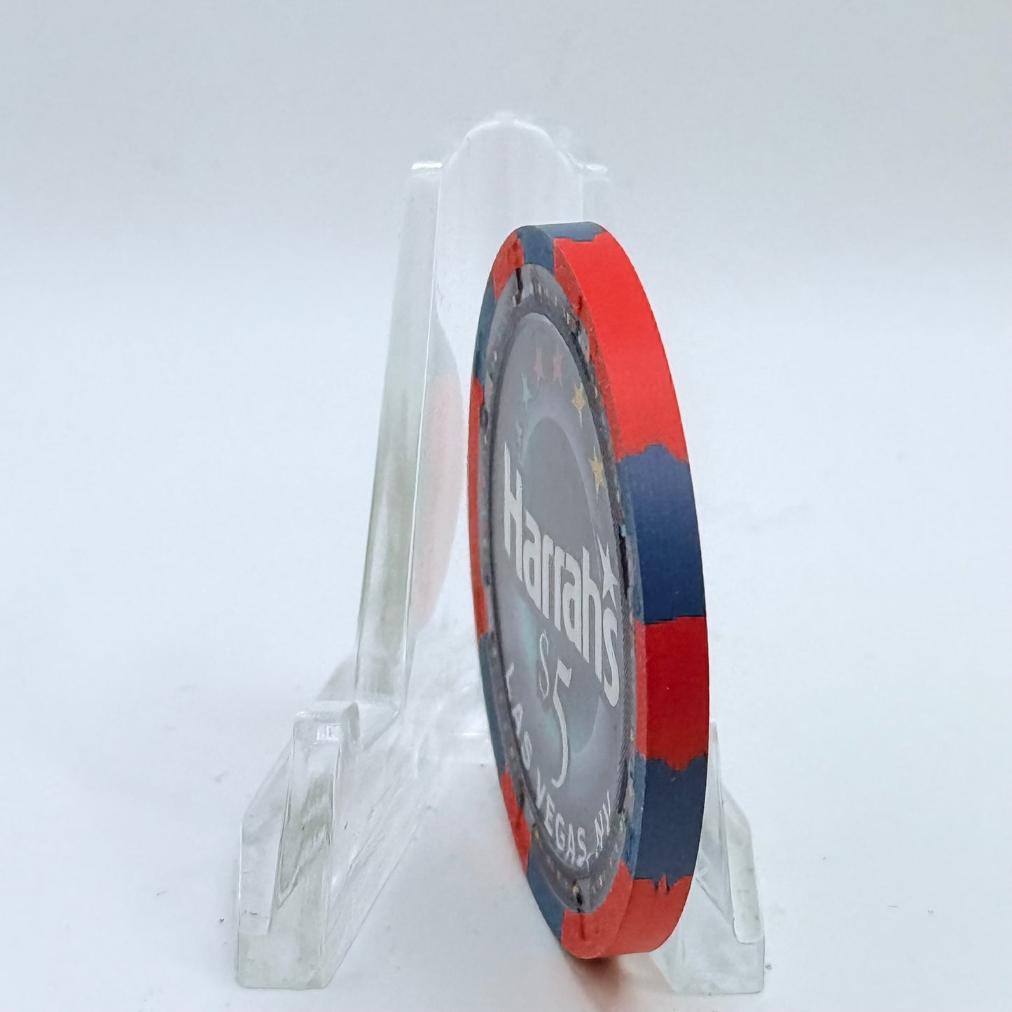 Harrah's Las Vegas Nevada 2005 'Luck Of The Irish' LE $5 Casino Chip E4399