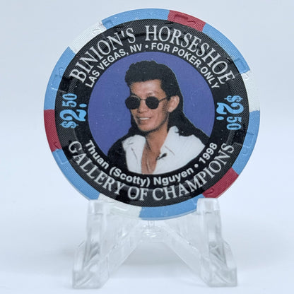 Horseshoe Club (Binion's) Las Vegas Nevada 1999 'Thuan Nguyen' LE $2.50 Casino Chip V2812
