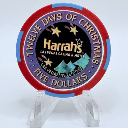 Harrah's Las Vegas Nevada 2002 'Second Day Of Christmas - Two Turtle Doves' LE $5 Casino Chip E0956